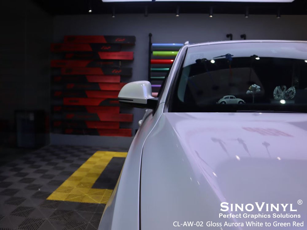 CL-AW-02 Gloss Aurora White Green Red Car Wrap Design for AUDI